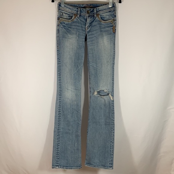 Silver Jeans Co. Light Blue Toni Distressed Jeans - Picture 1 of 13